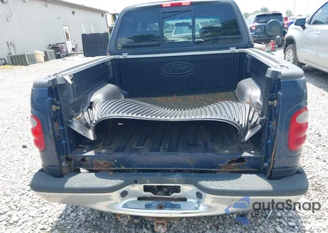 2002 Ford F-150 Lariat/Xlt z USA, uszkodzony, nr VIN 1FTRW07LX2KA67041